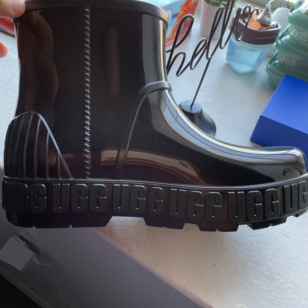 UGG Drizlita Rain boot